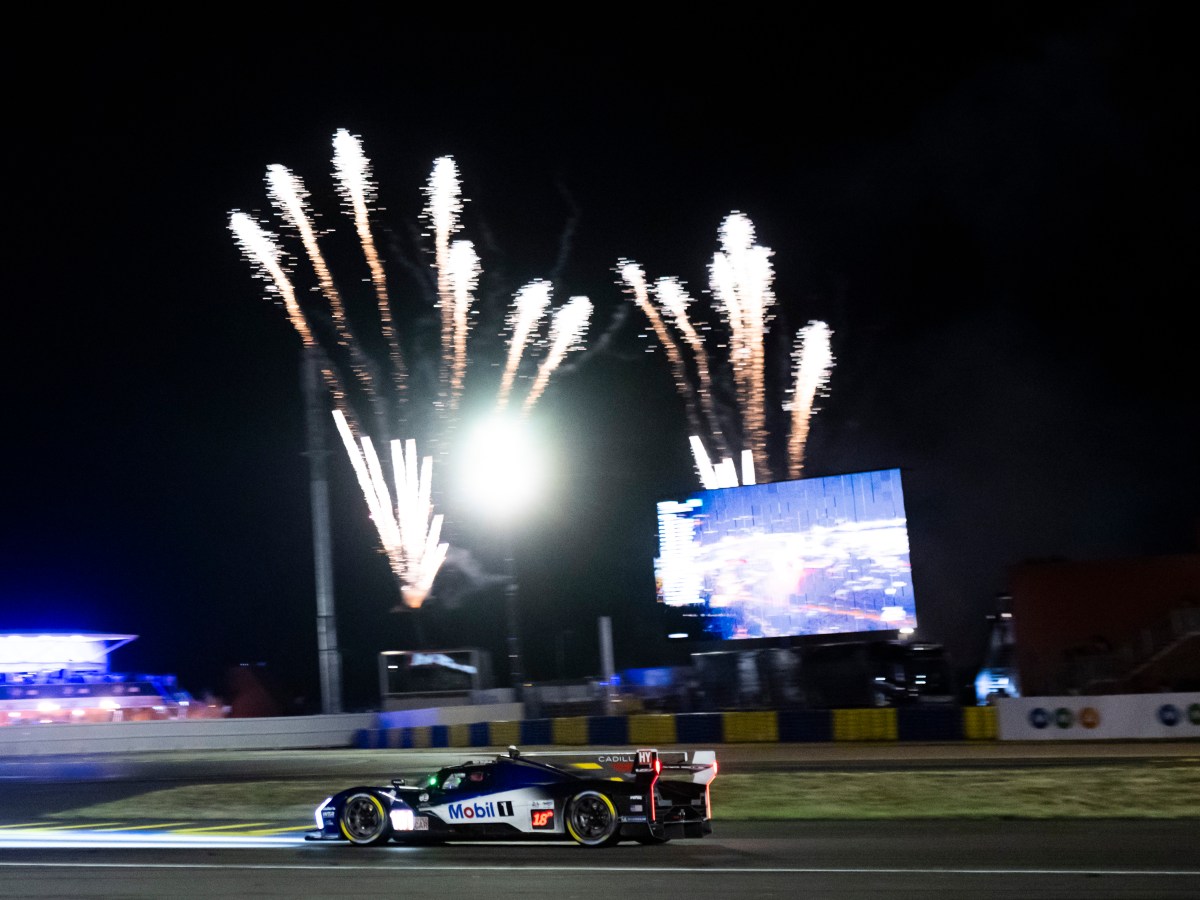 24 Heures du Mans 2025 : Suivez la quatrième manche de la saison en direct commenté&nbsp;(4h-8h)