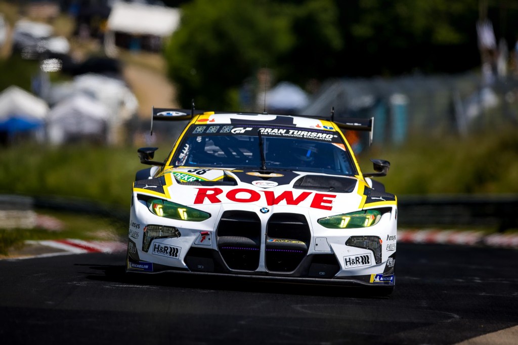 BMW renoue avec la victoire aux 24 Heures du Nürburgring grâce au ROWE&nbsp;Racing