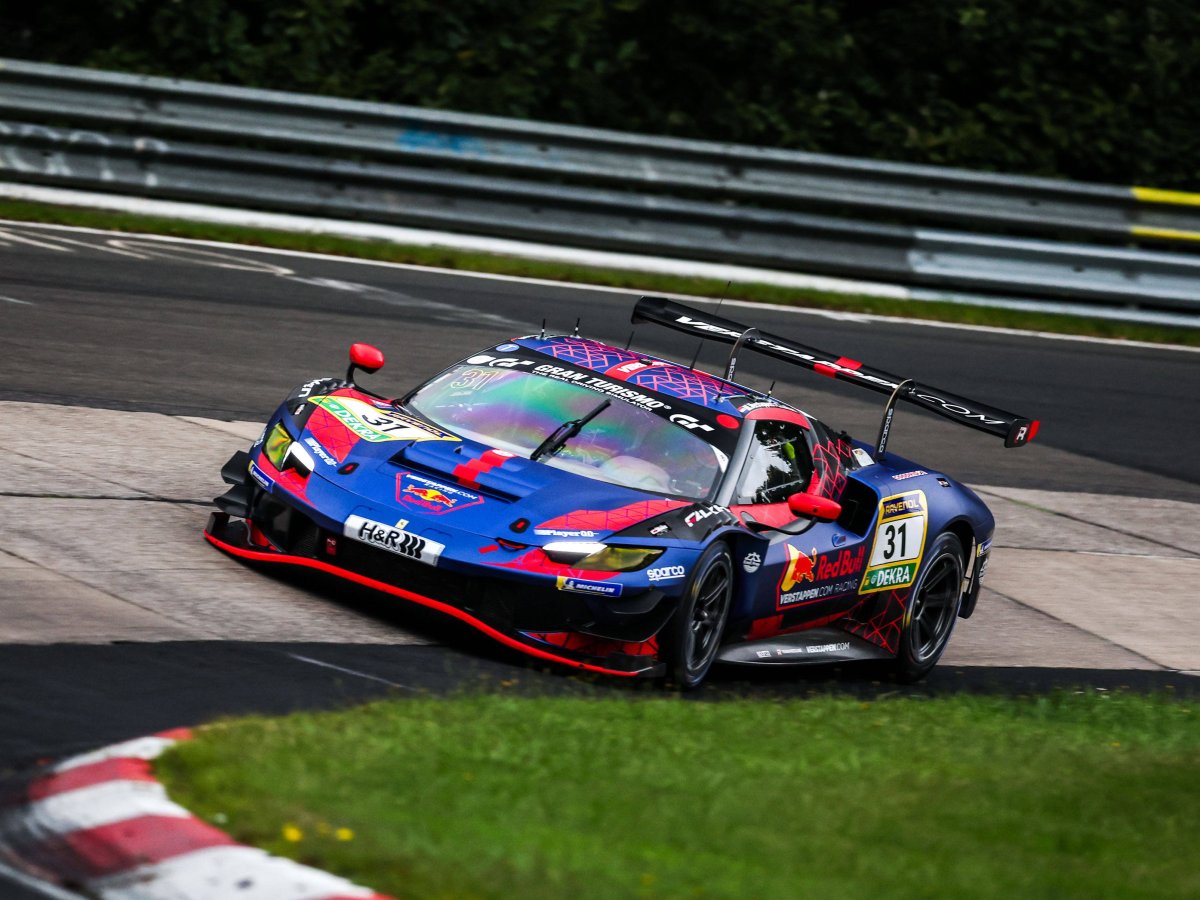 NLS 9 : Max Verstappen remporte sa première course en GT3 avec Chris&nbsp;Lulham